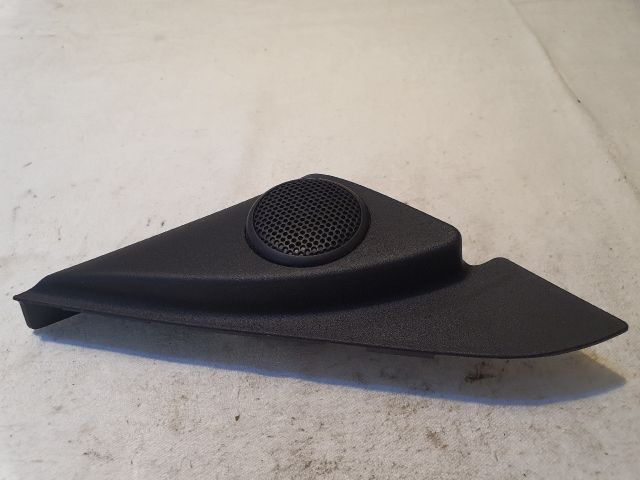 bontott MAZDA 3 Jobb A Oszlop Hangszóró Burkolat