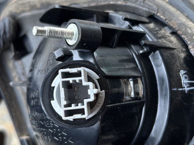 bontott MAZDA 3 Jobb Belső Hátsó Lámpa