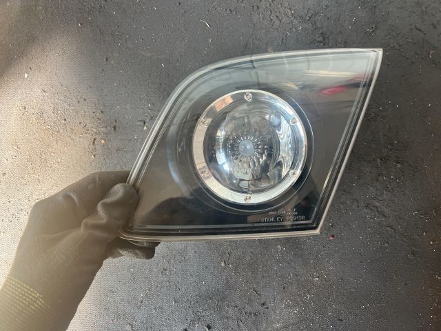 bontott MAZDA 3 Jobb Belső Hátsó Lámpa