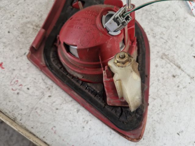 bontott MAZDA 3 Jobb Belső Hátsó Lámpa