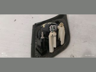 bontott MAZDA 3 Jobb Belső Hátsó Lámpa