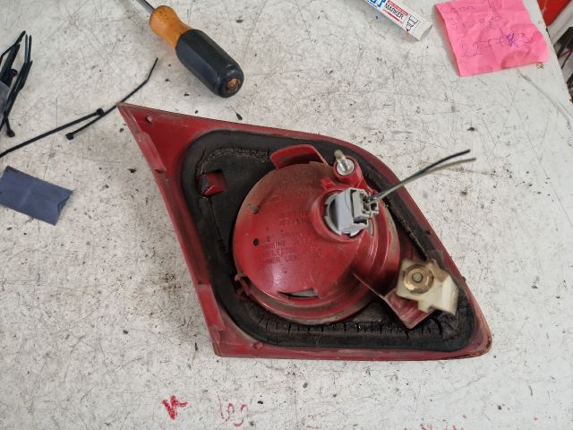 bontott MAZDA 3 Jobb Belső Hátsó Lámpa