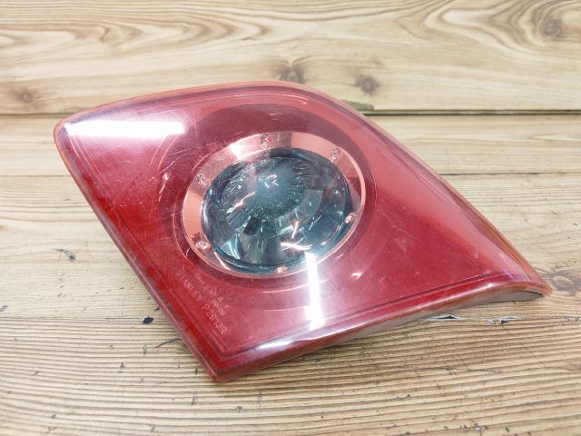 bontott MAZDA 3 Jobb Belső Hátsó Lámpa