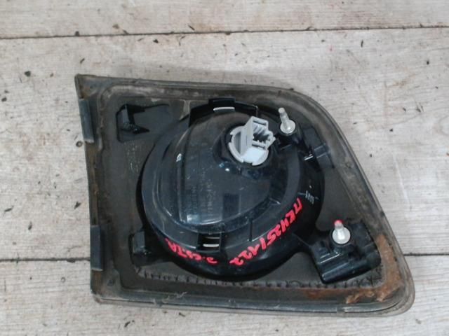 bontott MAZDA 3 Jobb Belső Hátsó Lámpa