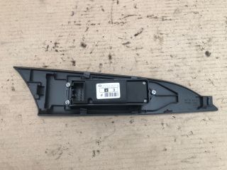 bontott MAZDA 3 Jobb első Ablakemelő Kapcsoló