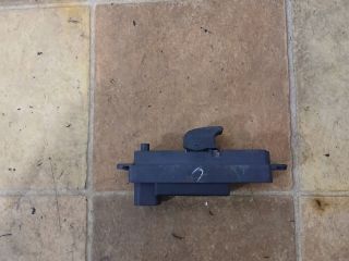 bontott MAZDA 3 Jobb első Ablakemelő Kapcsoló