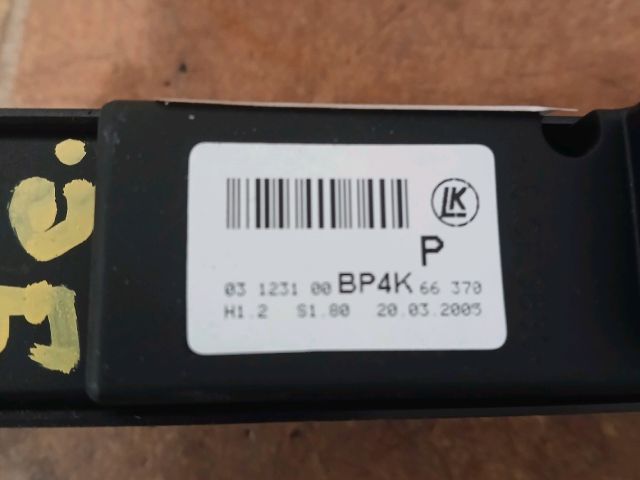 bontott MAZDA 3 Jobb első Ablakemelő Kapcsoló