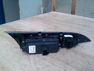 bontott MAZDA 3 Jobb első Ablakemelő Kapcsoló