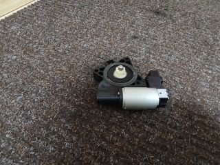 bontott MAZDA 3 Jobb első Ablakemelő Motor