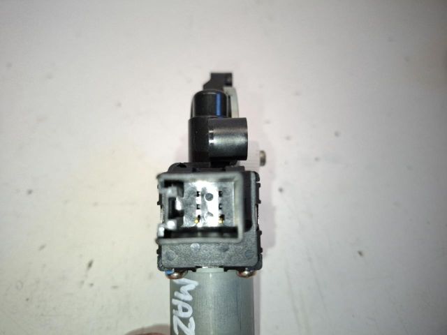 bontott MAZDA 3 Jobb első Ablakemelő Motor