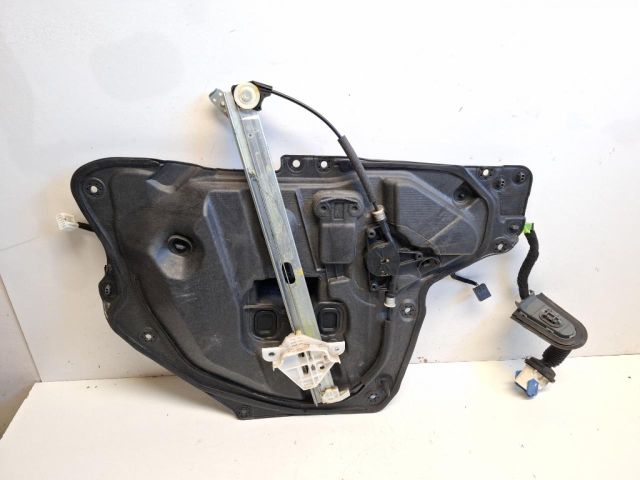 bontott MAZDA 3 Jobb első Ablakemelő Szerkezet (Elektromos)