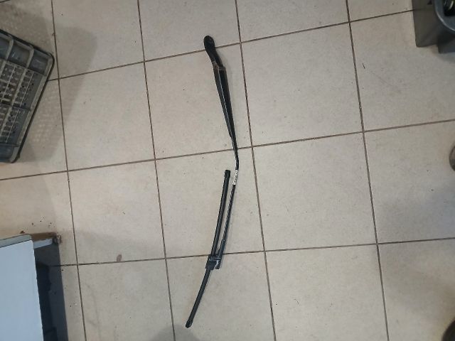 bontott MAZDA 3 Jobb első Ablaktörlő Kar