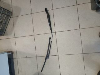 bontott MAZDA 3 Jobb első Ablaktörlő Kar