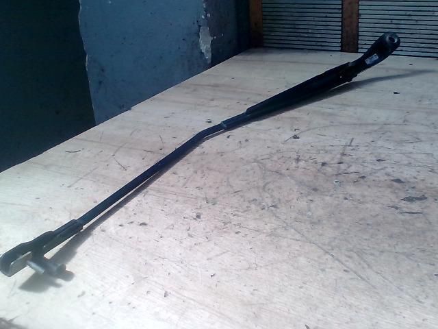 bontott MAZDA 3 Jobb első Ablaktörlő Kar