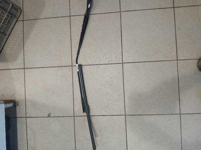 bontott MAZDA 3 Jobb első Ablaktörlő Kar