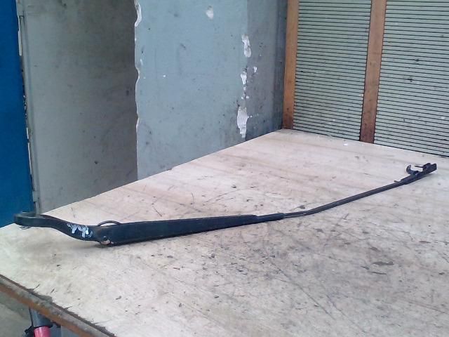 bontott MAZDA 3 Jobb első Ablaktörlő Kar