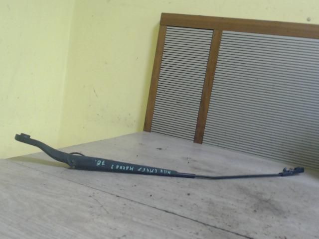 bontott MAZDA 3 Jobb első Ablaktörlő Kar