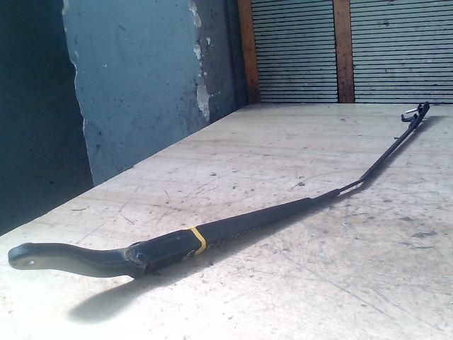 bontott MAZDA 3 Jobb első Ablaktörlő Kar