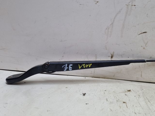 bontott MAZDA 3 Jobb első Ablaktörlő Kar