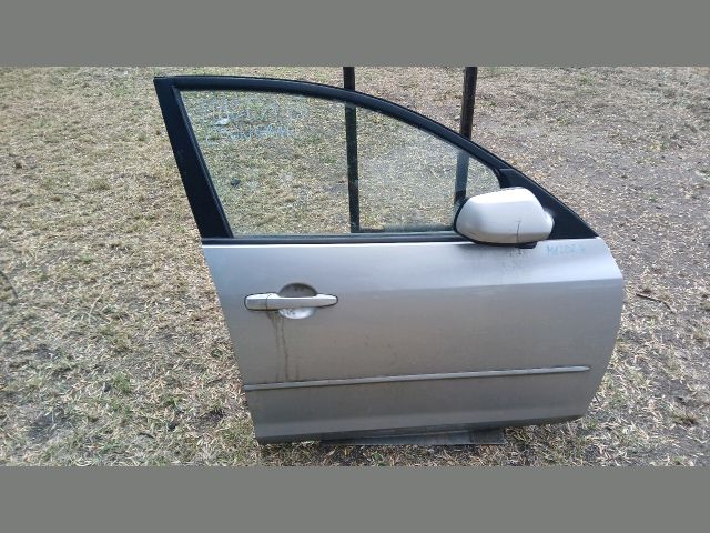 bontott MAZDA 3 Jobb első Ajtó (Részeivel)