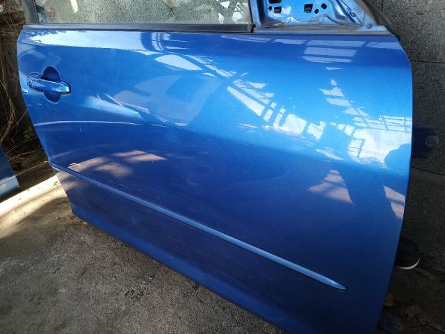 bontott MAZDA 3 Jobb első Ajtó (Részeivel)