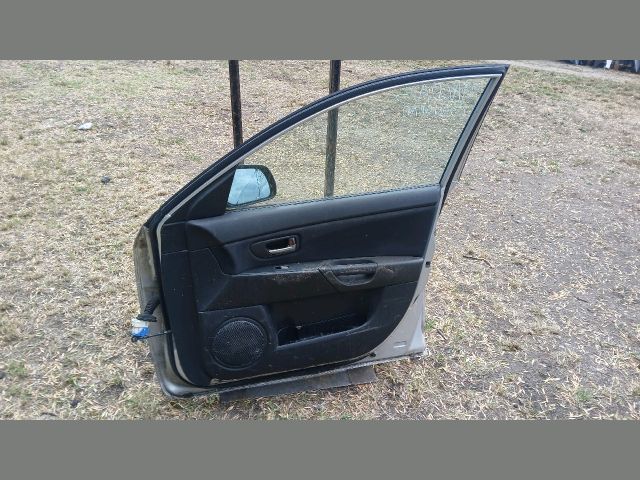 bontott MAZDA 3 Jobb első Ajtó (Részeivel)