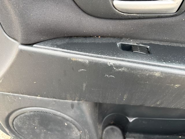 bontott MAZDA 3 Jobb első Ajtó (Részeivel)