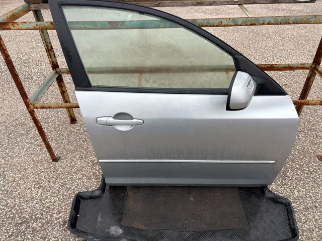 bontott MAZDA 3 Jobb első Ajtó (Részeivel)