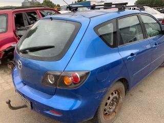 bontott MAZDA 3 Jobb első Ajtó (Részeivel)