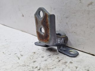 bontott MAZDA 3 Jobb első Alsó Zsanér