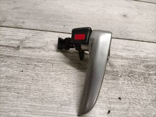 bontott MAZDA 3 Jobb első Belső Kilincs