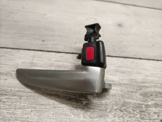 bontott MAZDA 3 Jobb első Belső Kilincs