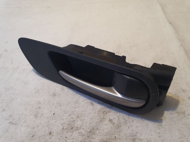 bontott MAZDA 3 Jobb első Belső Kilincs