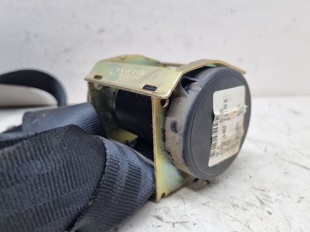 bontott MAZDA 3 Jobb első Biztonsági Öv