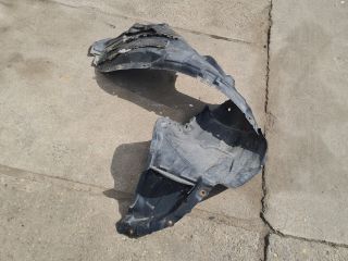 bontott MAZDA 3 Jobb első Dobbetét (Kerékjárati, Műanyag)