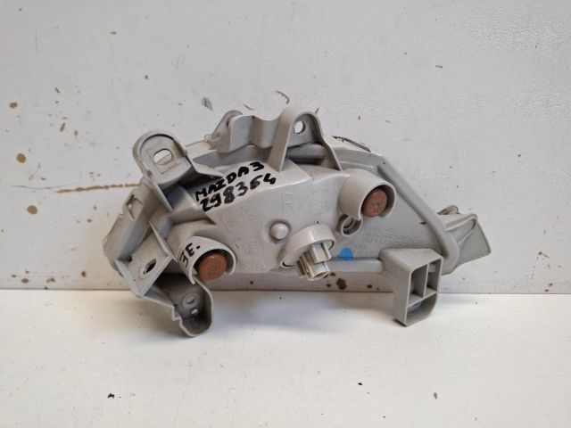 bontott MAZDA 3 Jobb első Irányjelző