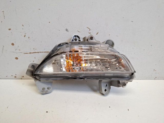 bontott MAZDA 3 Jobb első Irányjelző