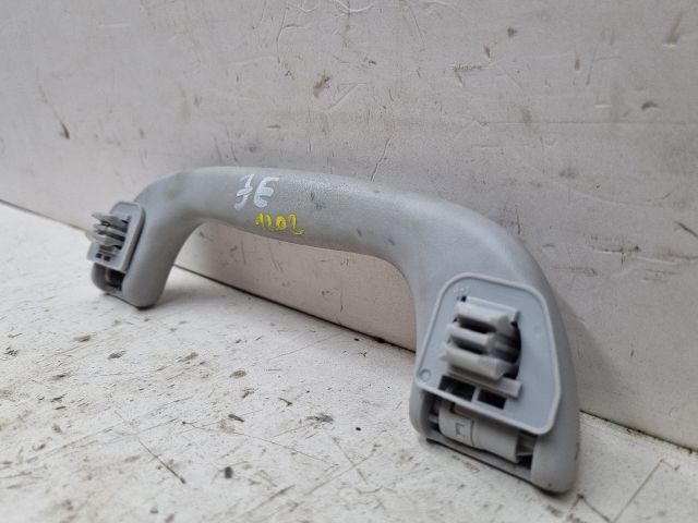 bontott MAZDA 3 Jobb első Kapaszkodó (Felső)