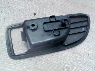 bontott MAZDA 3 Jobb első Kilincs Burkolat