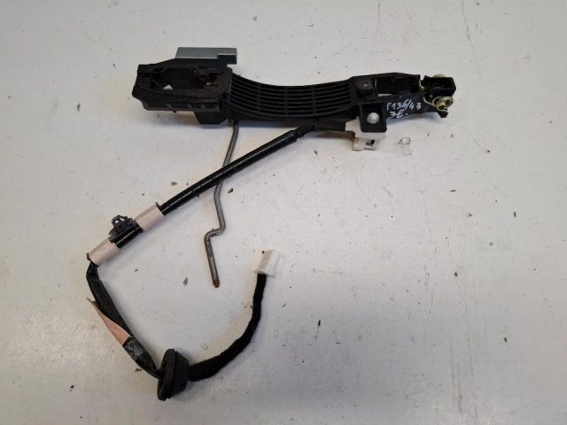 bontott MAZDA 3 Jobb első Külső Kilincsfészek