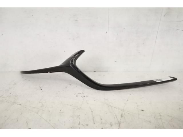 bontott MAZDA 3 Jobb első Lökhárító Díszléc