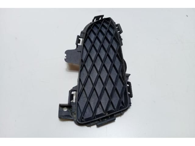 bontott MAZDA 3 Jobb első Lökhárító Díszléc