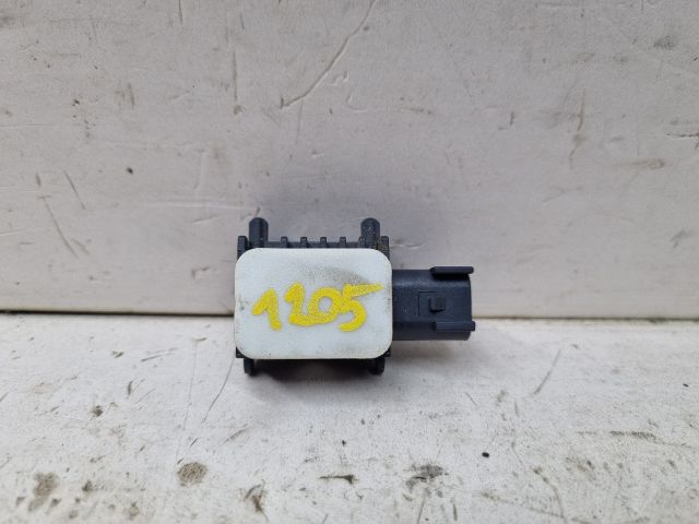 bontott MAZDA 3 Jobb első Oldal Ütközés Érzékelő