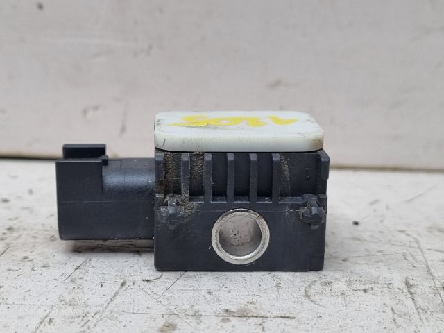 bontott MAZDA 3 Jobb első Oldal Ütközés Érzékelő