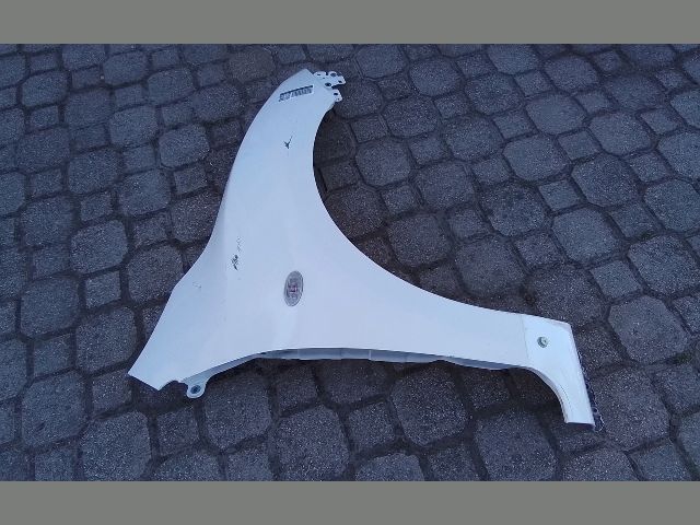 bontott MAZDA 3 Jobb első Sárvédő