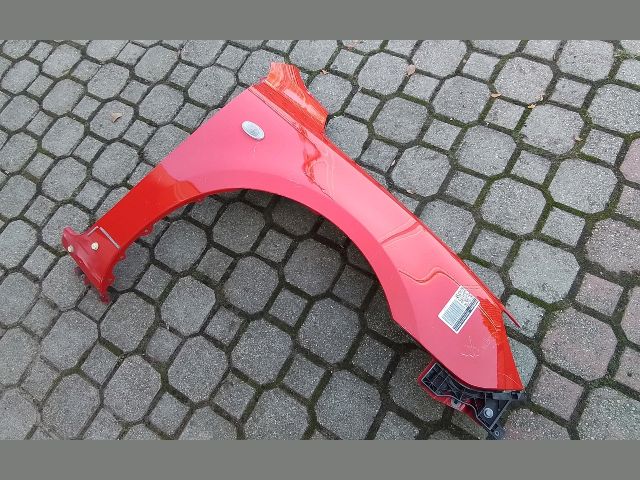 bontott MAZDA 3 Jobb első Sárvédő