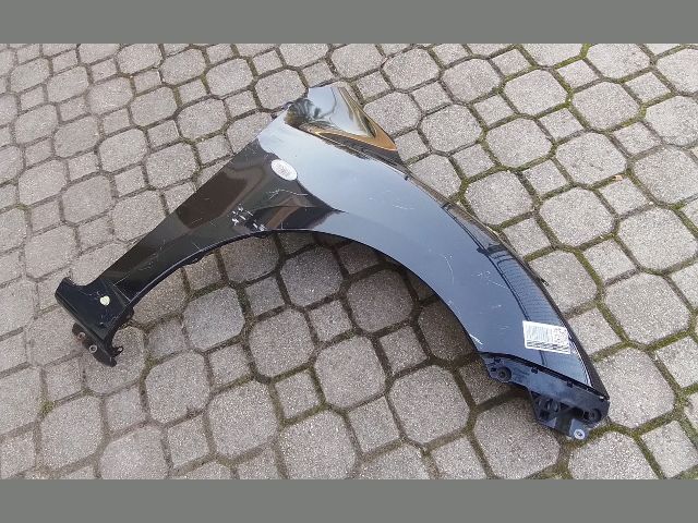 bontott MAZDA 3 Jobb első Sárvédő