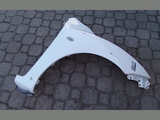 bontott MAZDA 3 Jobb első Sárvédő