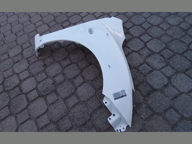 bontott MAZDA 3 Jobb első Sárvédő