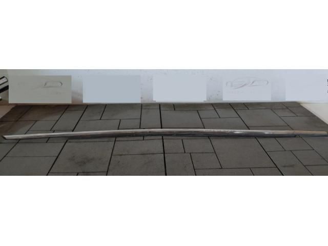 bontott MAZDA 3 Jobb első Vízlehúzó Gumicsík